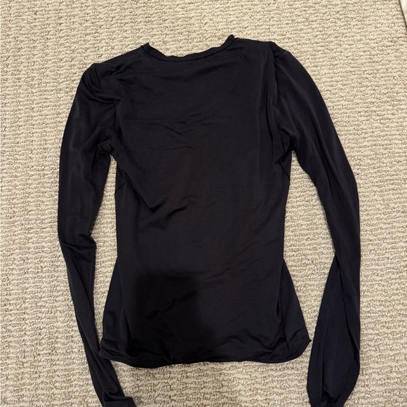 lululemon athletica Black Long Sleeve Top - Picture 2 of 2